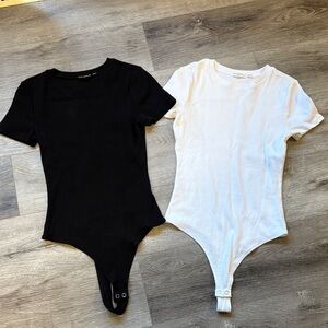 Two Good American Ribbed Crewneck Bodysuits Size Medium
